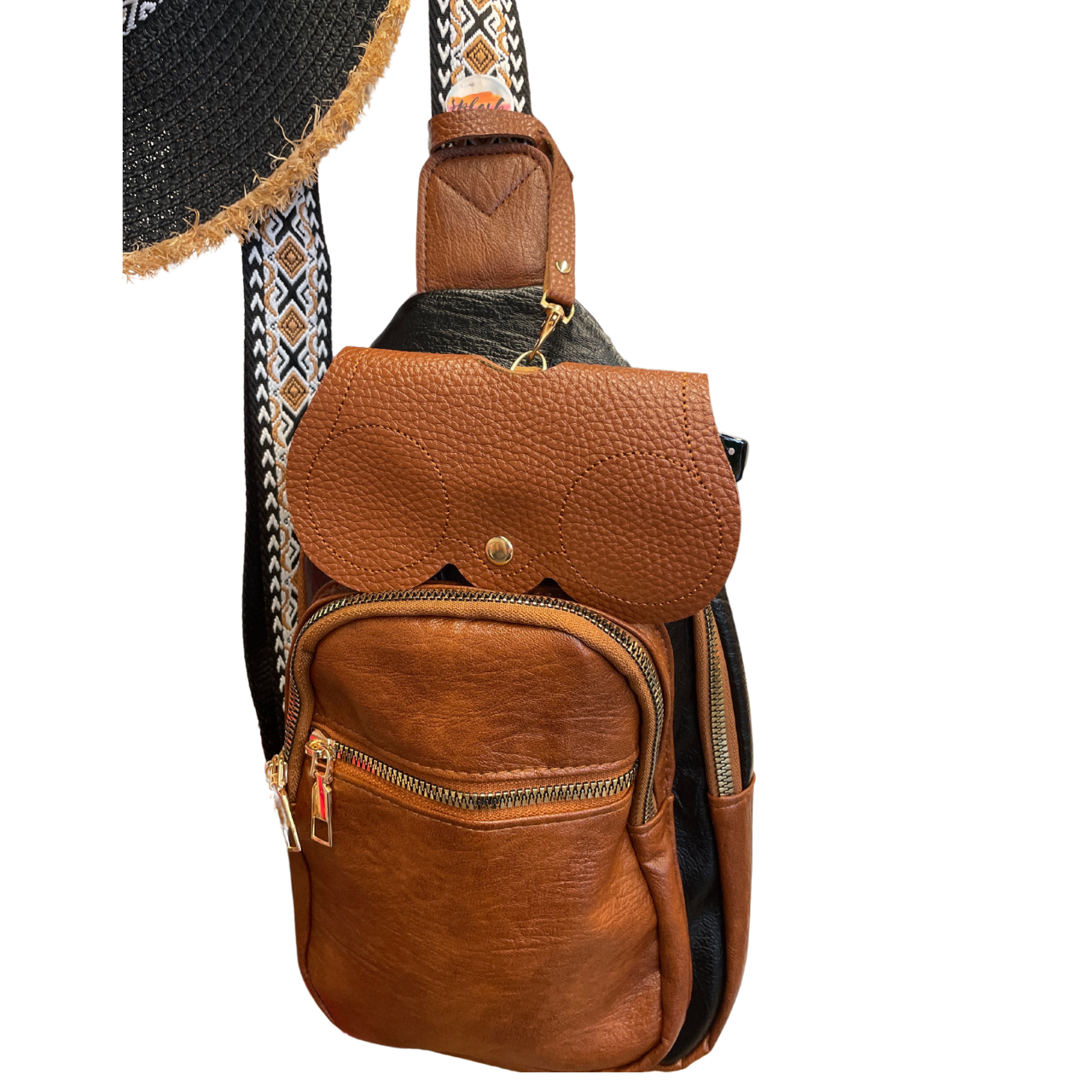 Easily attached to any purse hook, band, or handle, these slim cases are perfect for quickly retrieving your sunnies and protecting them from scratches!