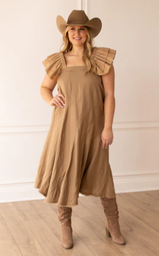 55% cotton / 45% linen
The 'Versi Dress' is the ultimate wardrobe multitasker. Crafted from a linen-blend fabric, this innovative piece seamlessly transforms from a skirt into a dress with its removable straps, giving you three looks in one. With endless styling possibilities, the Versi Dress is your go-to choice for effortlessly chic looks.
Care: Wash Cold, Dry Flat