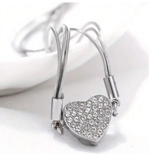 Heart Shaped Magnetic Closure Necklace - Silver