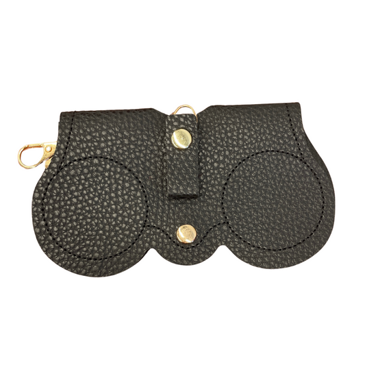 Easily attached to any purse hook, band, or handle, these slim cases are perfect for quickly retrieving your sunnies and protecting them from scratches!