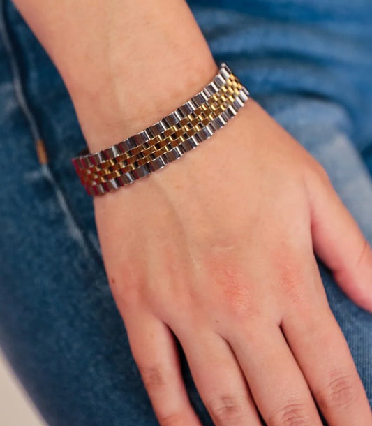 Chic Lifestyle Link Bracelet